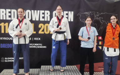 MLADI ZADARSKI BORCI ODUŠEVILI EUROPU Na turniru u Sloveniji osvojili devet medalja, od čega tri zlata