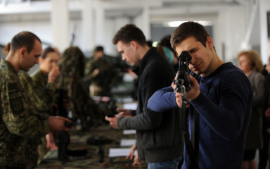 DAN OTVORENIH VRATA Besplatno školovanje i siguran posao, evo što nudi vojni studij