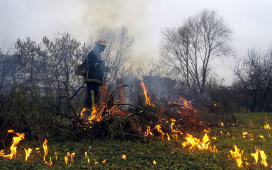 BORBA S POŽARIMA ‘Paljenje korova uvijek treba prijaviti i ne igrati se vatrom’