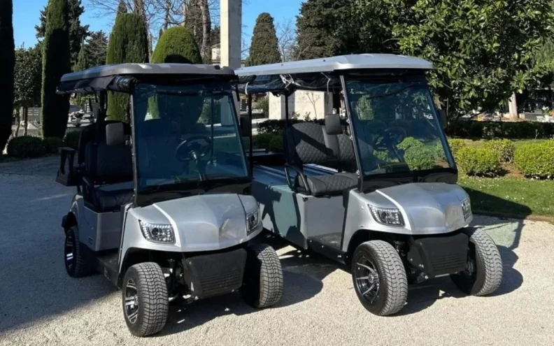 Gradsko groblje Zadar dobilo dva specijalna električna vozila, evo za što će se koristit