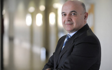 Ljubo Jurčić: Bog je dao dobro Hrvatskoj pa imamo turizam i nekako životarimo