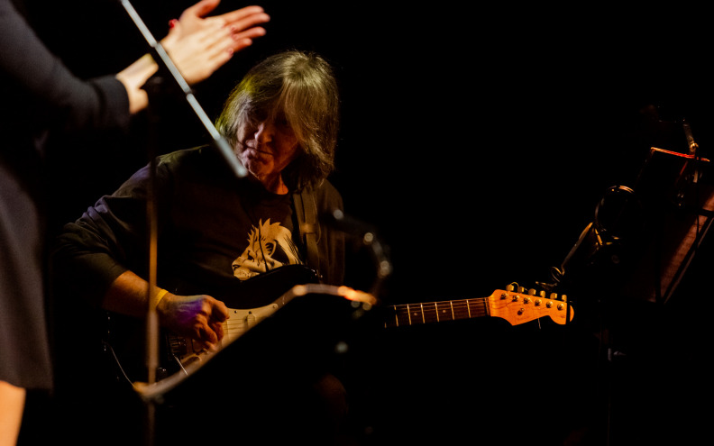 U HNK Zadar stiže koncert koji slavi najveće ikone bluesa i rocka, koncert predvodi legenda hrvatske rock gitare