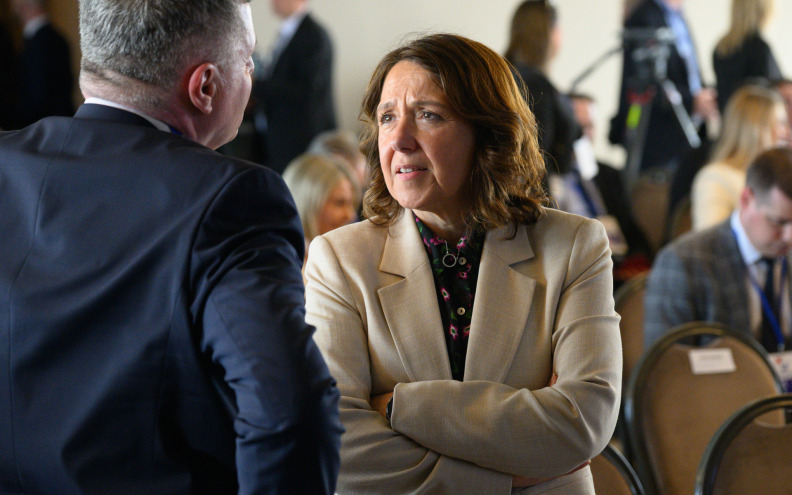 APSURDNA SITUACIJA U nekim bolnicama već postoje liste čekanja za upis na - listu čekanja