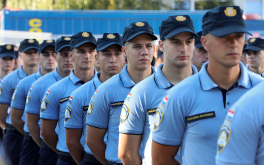POSTANI POLICAJAC! MUP objavio dva natječaja za školovanje i prekvalifikaciju, evo koje uvjete morate zadovoljiti!