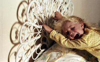 Večeras u Kino Zoni biografski film o Franzu Kafki i kultni horor „Poltergeist“