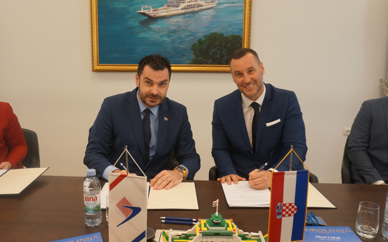 Potpisan Sporazum o suradnji Jadrolinije i srednjih pomorskih škola, među njima i zadarska: 'Budući pomorci dobit će priliku...'