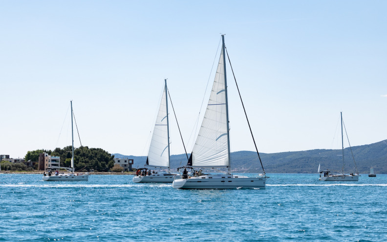 Humanitarna Lions regata okupila 43 posade, snimljena i milenijska fotografija