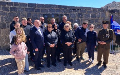 Medved na Tulovim gredama otkrio spomen-ploču pripadnicima 133. brigade: ‘Ova sloboda nije slučajna’