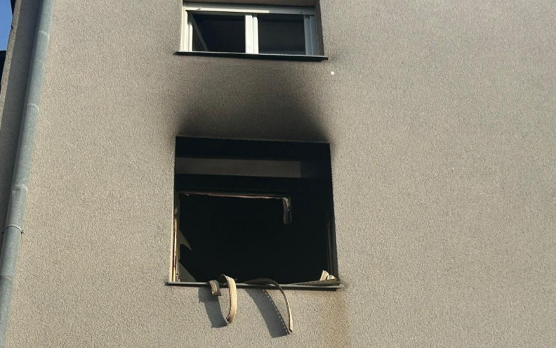 [FOTO] Ovo je zgrada u kojoj je noćas izgorio stan