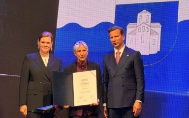 ARIF SITNICA Dugogodišnji fotoreporter Zadarskog lista i tihi kroničar grada nagrađen za život posvećen fotografiji