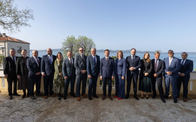 Zadarska županija primila predstavnike prijateljske regije iz Češke, u planu i linija Zadar – Brno