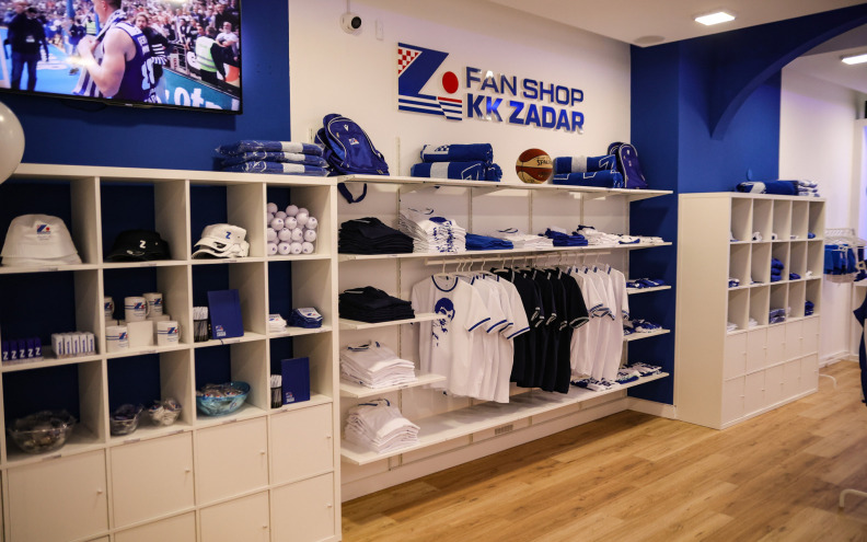 NAVIJAČI PREPOZNALI PRIČU Fan shop KK Zadar nakon prve godine posluje uspješno