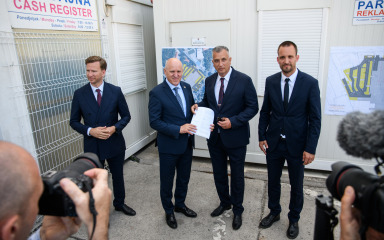 FOTO Ravnice dobivaju novih 400 parking mjesta i – naplatu!