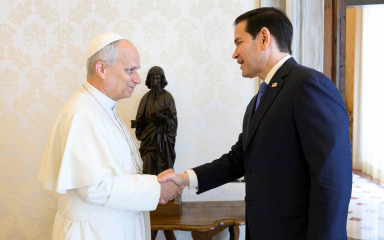 Papa i Rubio se založili za snažnije veze Vatikana i SAD-a usred napetosti s Trumpom
