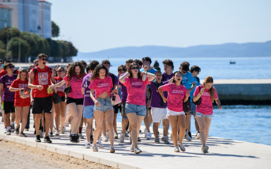 FOTO Zadar danas ‘gori’ od Ludijade: maturanti preuzeli grad!