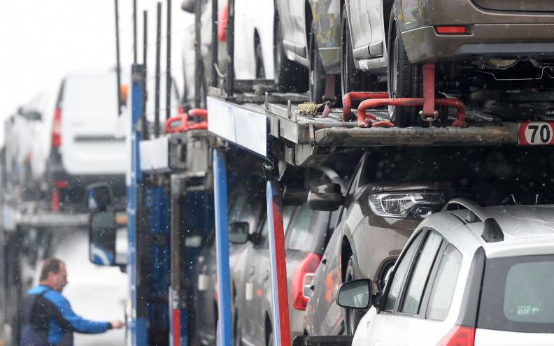 Raste prodaja novih automobila u Hrvatskoj, ali ekonomski analitičar kaže da to ne znači i – rast standarda