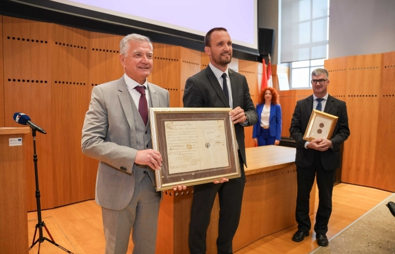 Znanstveni skup u Šibeniku podsjetio na korijene hrvatske medicine. Prvi diplomirani liječnik školovao se u Zadru!