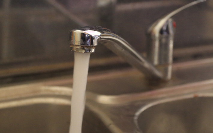 Što pijemo iz slavine? Hrvatska među prvima u EU istražila mikroplastiku u vodi za piće