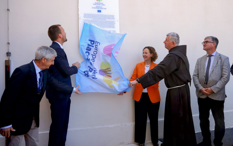 Na samostan sv. Frane postavljena Oznaka europske baštine: 'Ovakva priznanja nisu jednokratna medalja'