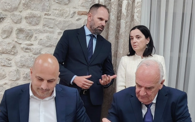 Kreće sanacija zapuštene vojarne: ‘Šepurine nikada nisu trebale postati odlagalište otpada’