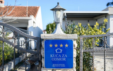 Uvodi se registracijski broj za iznajmljivače, ima još novosti