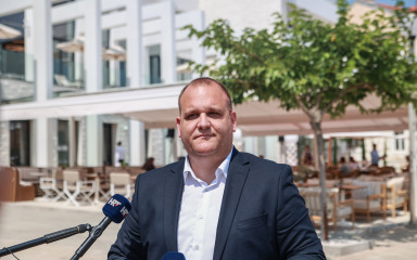 Načelnik Općine Preko o SDP-ovim tvrdnjama o sunčanoj elektrani u Lukoranu: ‘Presudna je bila zaštita dugoročnih interesa stanovnika našeg otoka’