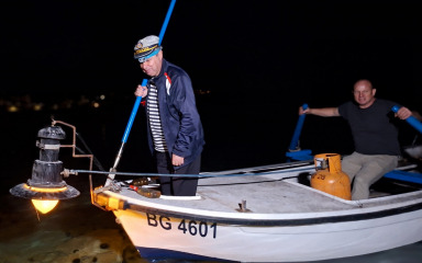 Don Jere iz Pakoštana igra košarku, pjeva o Hajduku i lovi sipe pod svićom: ‘Ribolov mi je ušao pod kožu’