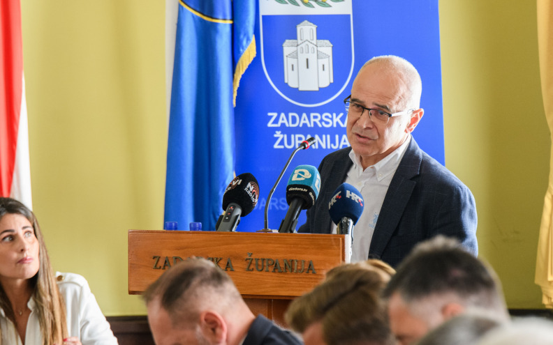 Sve više onkoloških pacijenata, kreće nabava drugog linearnog akceleratora. Čulina: 'Dnevno se u OB Zadar zrači 30 bolesnika'