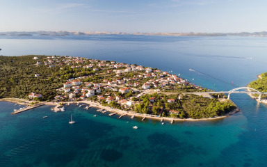 Pašman pokreće projekt koji će promijeniti lice otoka, na gotovo milijun kvadrata niču vinogradi i maslinici