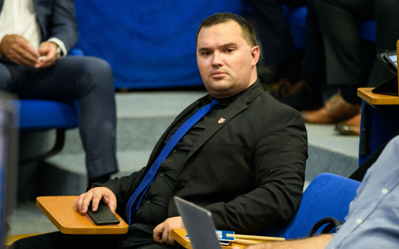 Mate Lukić protiv obilježavanja Dana antifašističke borbe: 'Bacite vijence u zadarski kanal gdje jecaju duše pobacanih ljudi'