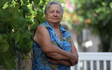 Antonija Navračić ima 93 godine, a već 50 ljetuje na Viru: ‘Kvadrat je koštao tek nekoliko maraka i otok je bio pust, danas svega tu ima’
