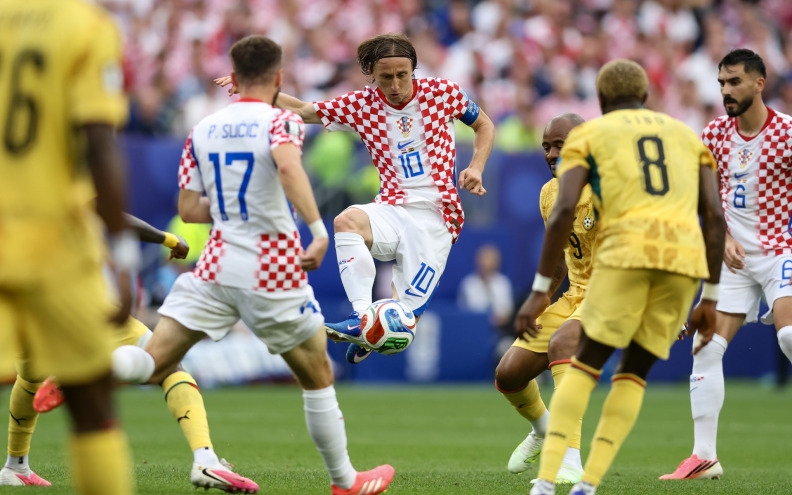 Hrvatska je pobijedila Ganu! Mirne duše čekamo suparnika u nokaut fazi!