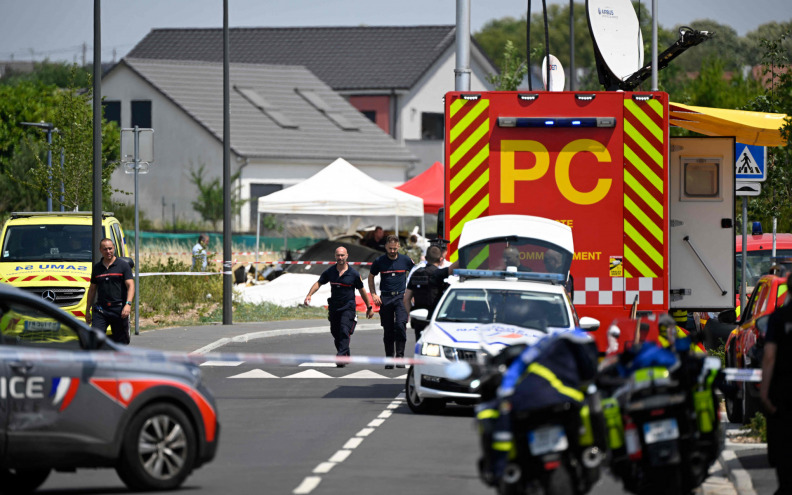 U Francuskoj pao avion s polaznicima škole padrobranstva. Poginulo je svih 11 putnika