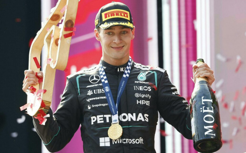 Russellu sedma pobjeda u karijeri, Verstappen između dva Mercedesa