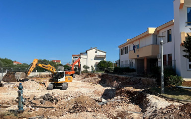 Korak bliže jednosmjenskoj nastavi: Radovi na OŠ Sukošan napreduju prema planu