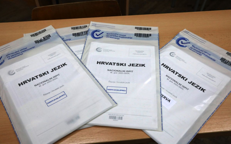 Neugodni rezultati nacionalnih ispita. 'Naša djeca ne znaju pisati'