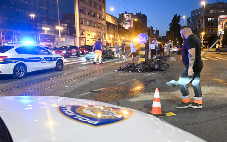 Motociklist poginuo u sudaru na raskrižju Savske ceste i Zagrebačke avenije