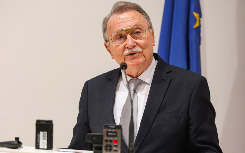 Neidhardt odlazi s čela HAZU, za nasljednika predlaže Davora Miličića