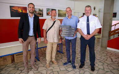Zadarski otoci dobili novu opremu: ‘Reflektori će olakšati slijetanje helikoptera, ali i podići razinu spremnosti DVD-ova’