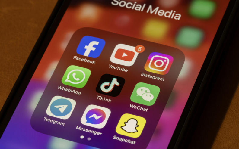 Maloljetnik tužio YouTube, Instagram, Snapchat i TikTok: 'Počeo sam ih koristiti s 8 godina, narušili su mi zdravlje'