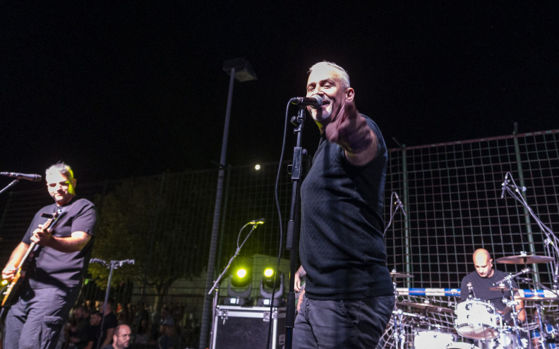 Giuliano i Diktatori oduševili publiku na zadarskoj obali: U sklopu programa Ljeta u Diklu održan koncert koji je privukao brojne posjetitelje