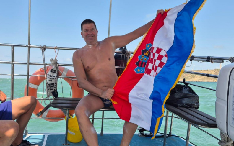 Marko Denković-Kraljev postao prvi Zadranin i tek četvrti Hrvat u povijesti koji je preplivao kanal La Manche!