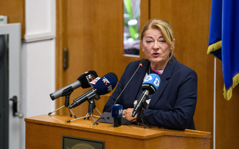 Dragić: Lista čekanja za grobnice nije transparentna