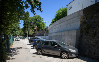 Konačno saniran potporni zid na Kolovarama​​