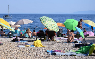 Regres očekuje 59 posto zaposlenih, poznati i iznosi na koje računaju