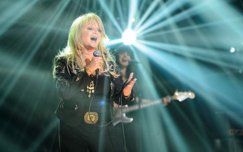 Napustila nas Bonnie Tyler - zvijezda moćnog, hrapavog glasa