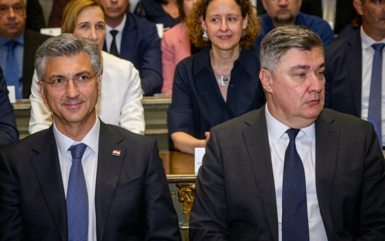 Premijer i predsjednik zamijenili uloge. Sada Plenković napada suce, a Milanović ih - brani