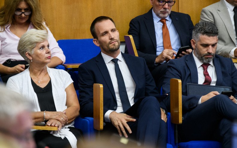 Preokret nakon cjelodnevne drame: Vladajući i oporba postigli konsenzus oko poslovnika Gradskog vijeća