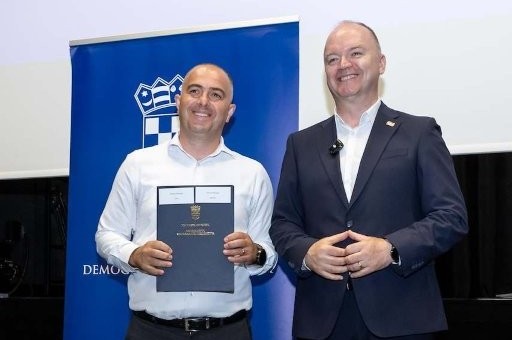 Općini Starigrad odobrena bespovratna sredstva za opremanje Dječjeg vrtića Osmjeh i izgradnju igrališta u Selinama