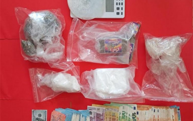 Policija osjetila miris marihuane u autu na odmorištu Nadin, pa u njemu pronašla gomilu droge